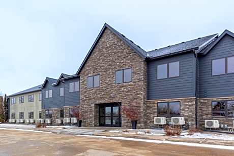 North Country Inn & Suite