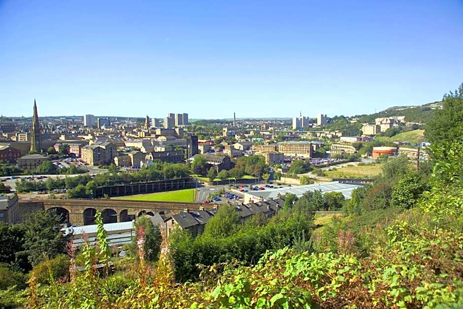 The Old Post Office Public House & Hotel