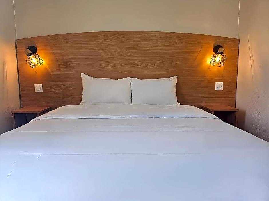 initial by balladins Roissy / Saint-Mard