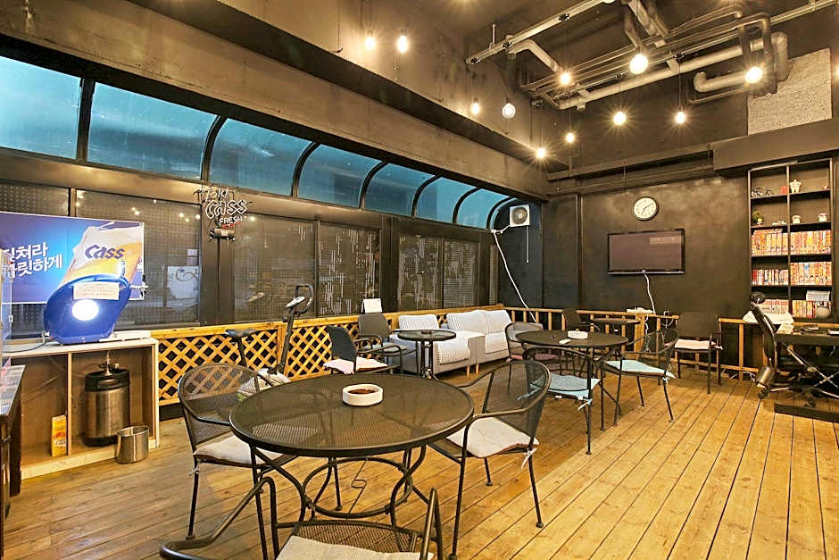 Rex Hotel Cheonan