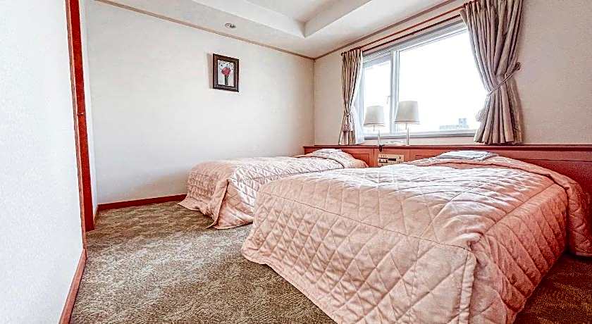 Hachinohe Plaza Hotel