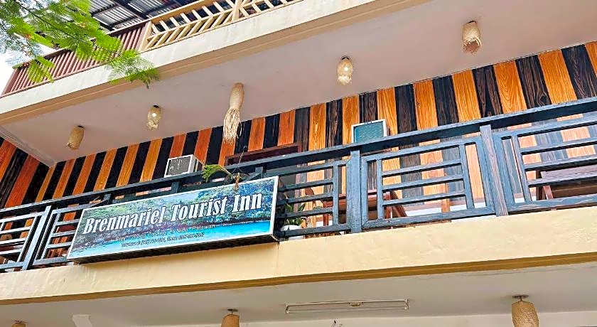 Brenmariel Tourist Inn – El Nido, WI