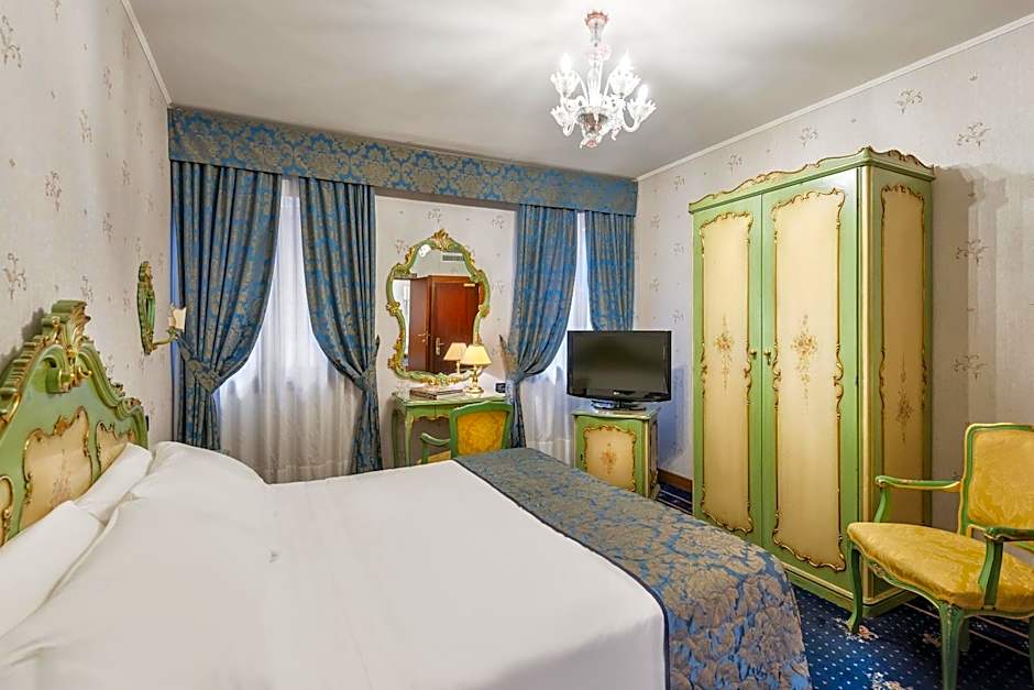 Hotel Montecarlo