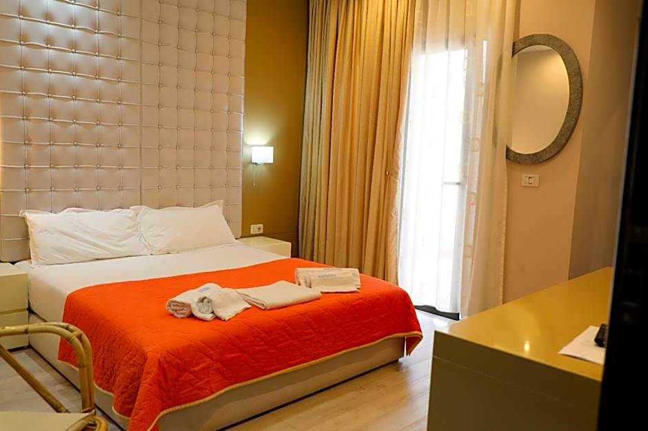 Hotel Strora