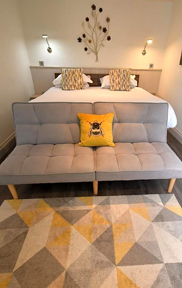 Tudor Lodge Bed & Breakfast