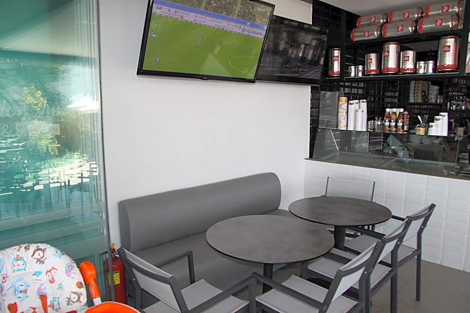 Meliton Inn Hotel & Suites by the beach