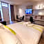 Sandors Motor Inn