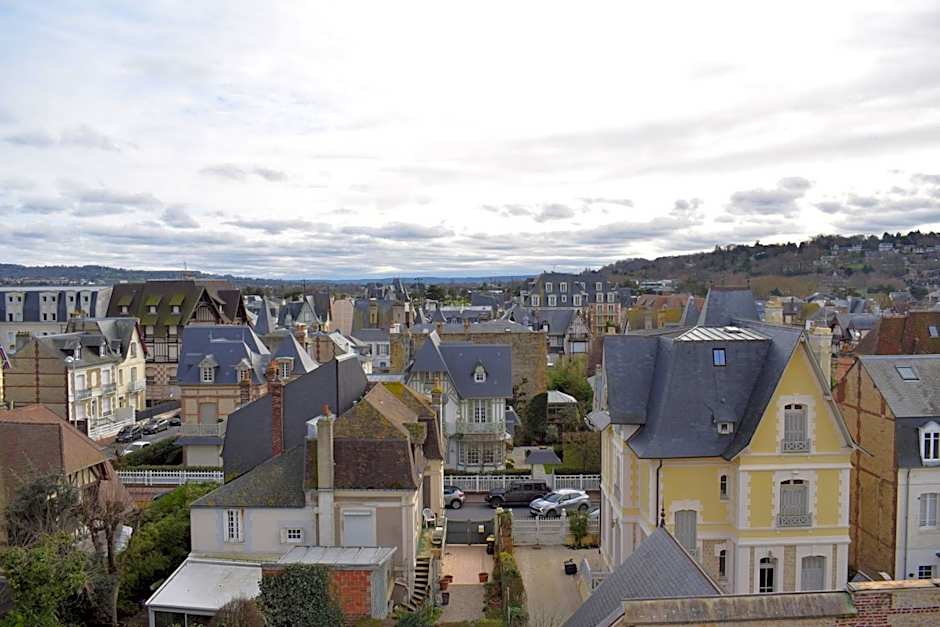 Le Trophée By M Hôtel Spa