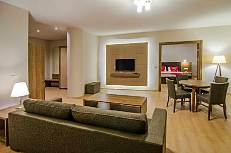 Suite for 2 Adults and 1 Child