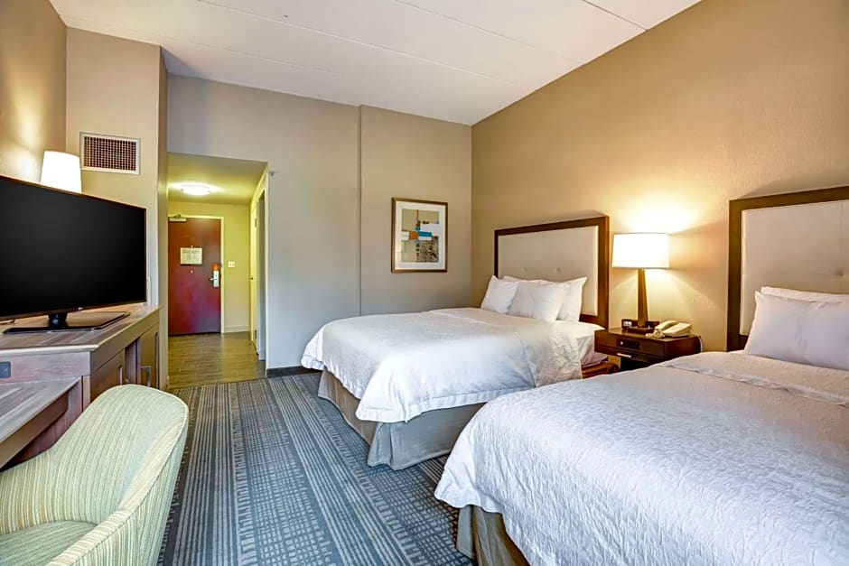 Hampton Inn Boston-Norwood