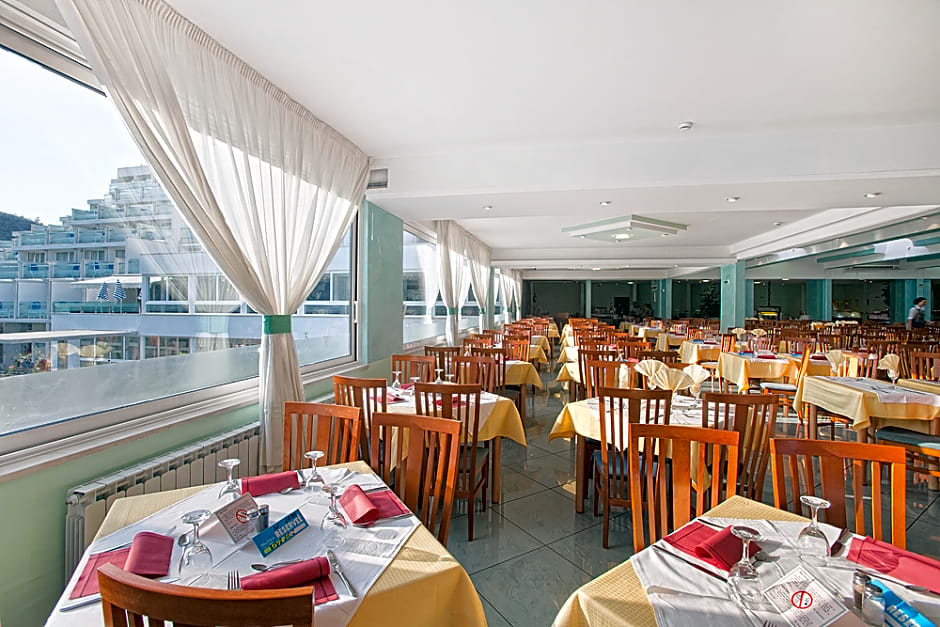 Photo 1 of 22 of Hotel Narcis