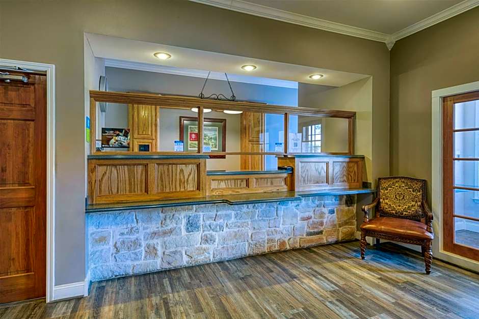 SureStay Hotel Leesville by Best Western