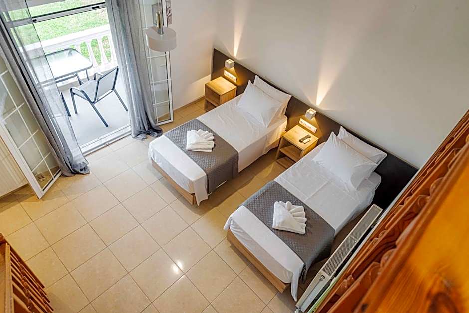 Riposo Studios & Apartments