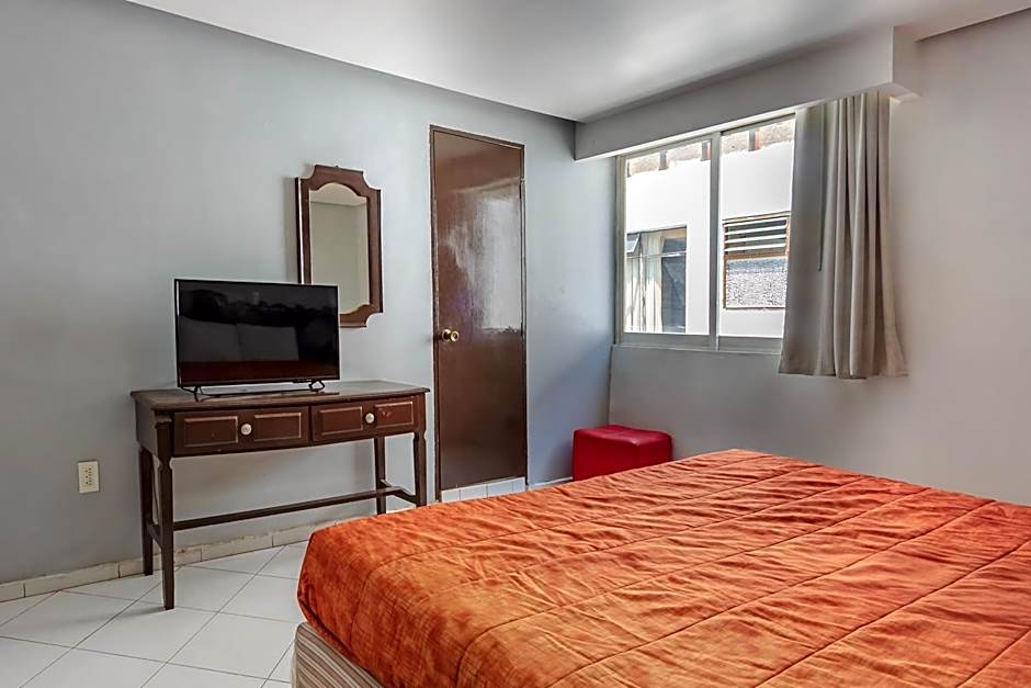 Capital O Hotel Colon Express Guadalajara