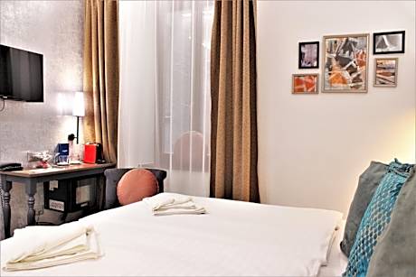 Comfort Double Room with no Window