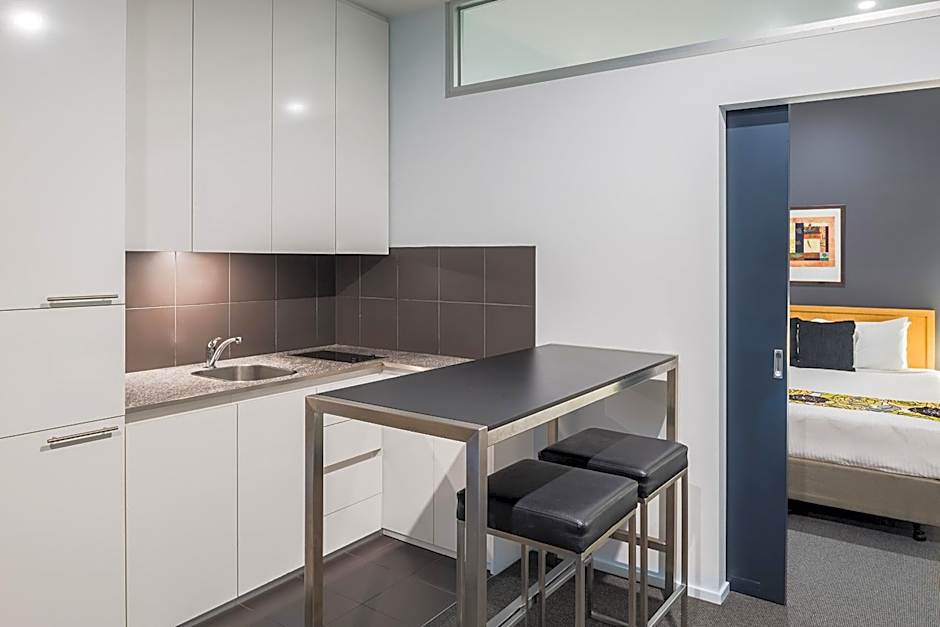 Mantra 100 Exhibition Melbourne