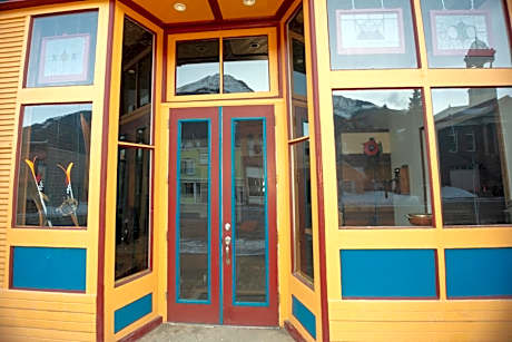 The Frenchman Suites