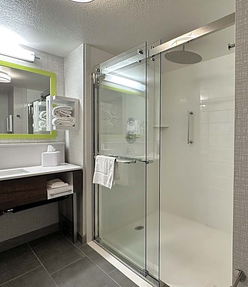 Hampton Inn By Hilton & Suites Lathrop, Ca