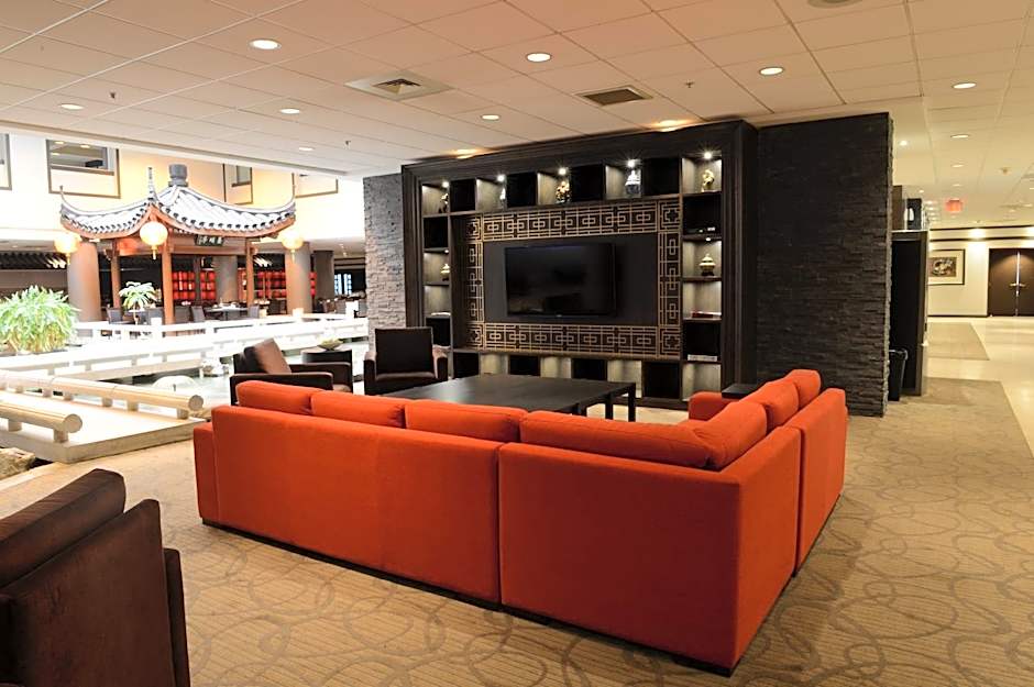 Holiday Inn Montreal Centre Ville Downtown By IHG