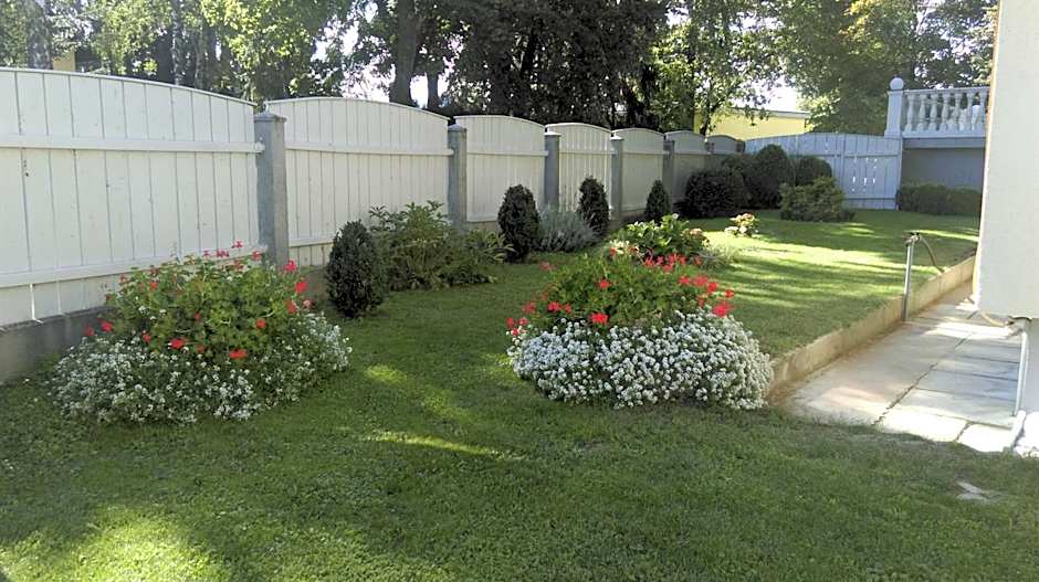 Sport Manca Garni Hotel