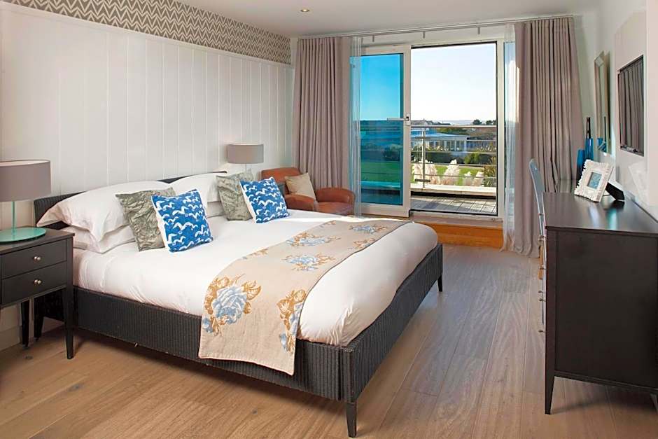 Photo 1 of 13 of Suite, Balcony