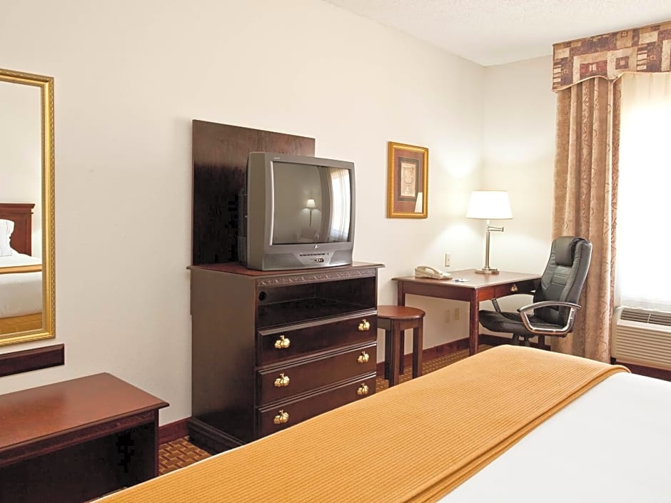 Holiday Inn Express Clanton By IHG