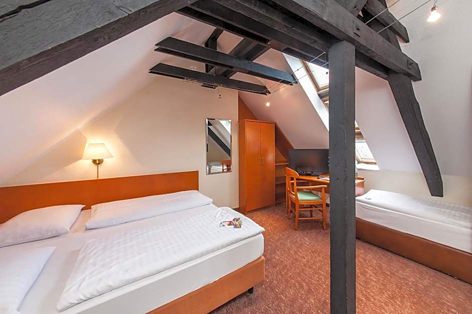 Hotel Ahl Meerkatzen Koln