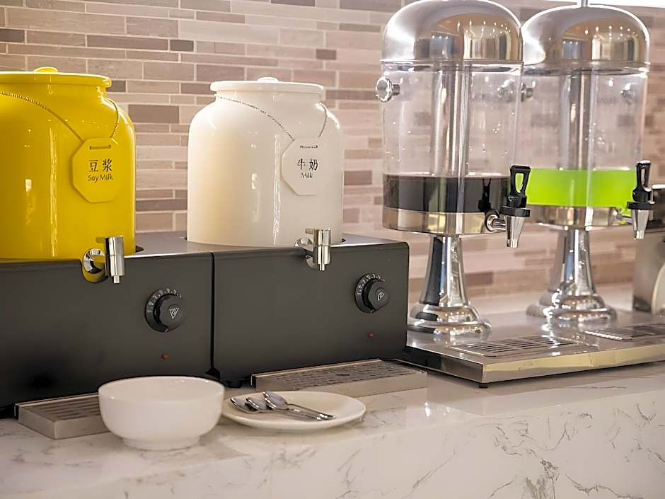 Lavande Hotel Anshan City Center