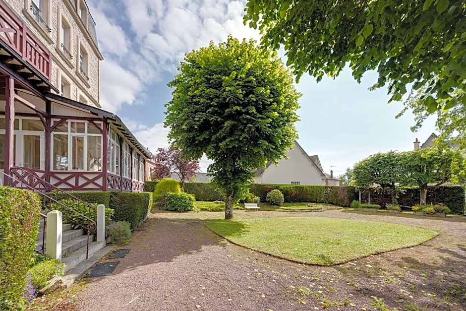 Brit Hotel Confort Bagnoles Normandie