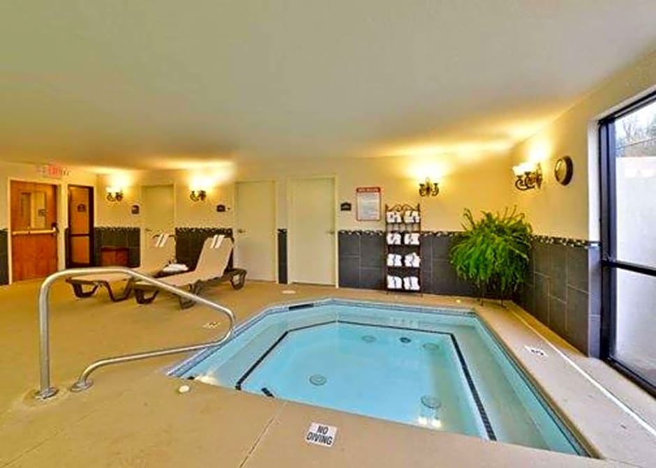 Comfort Suites Commerce