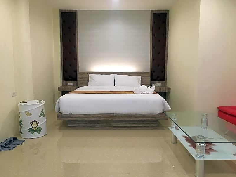 Chansuda Lake View Hotel