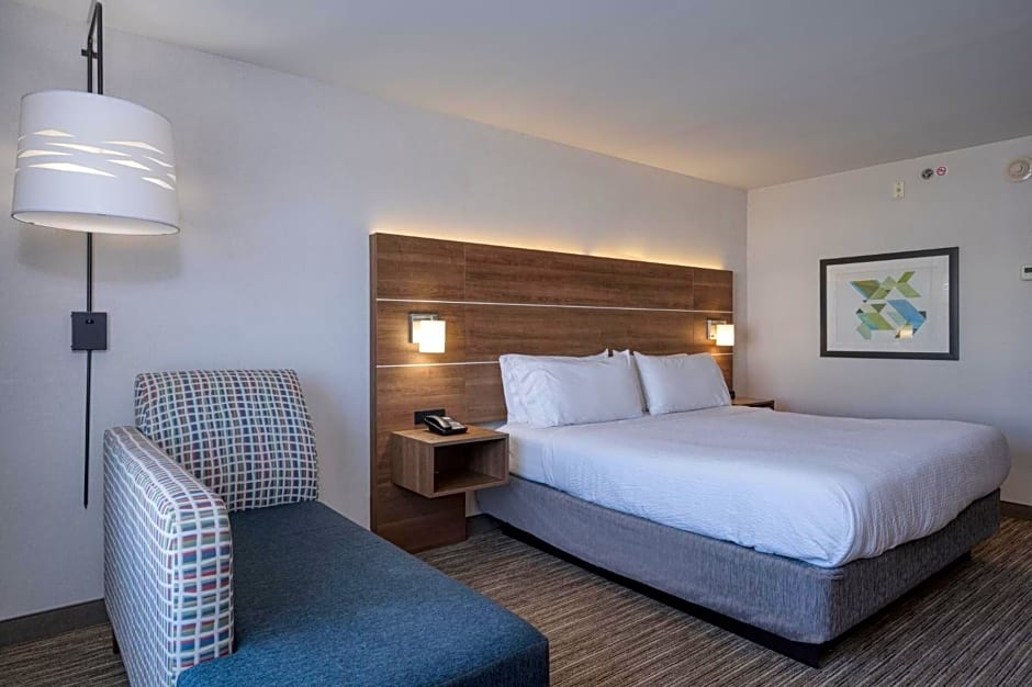 Holiday Inn Express Radcliff Fort Knox by IHG