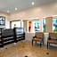 Super 8 by Wyndham Salinas