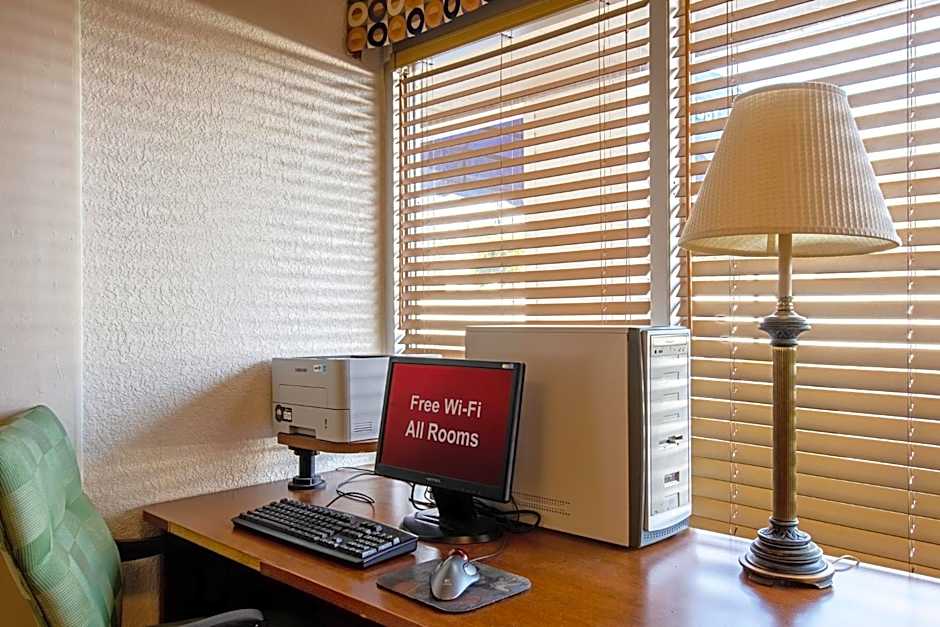 HomeTowne Studios Battle Creek