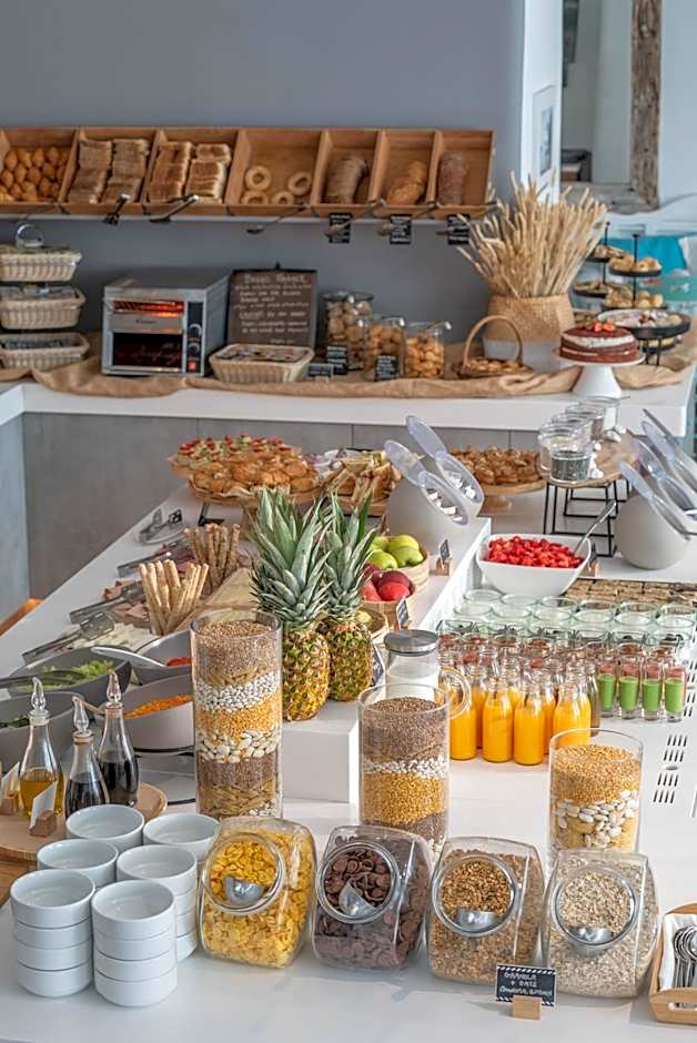 Aressana Spa Hotel & Suites