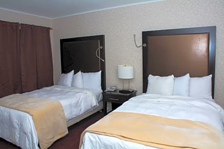 Double Room with Two Double Beds - Non-Smoking