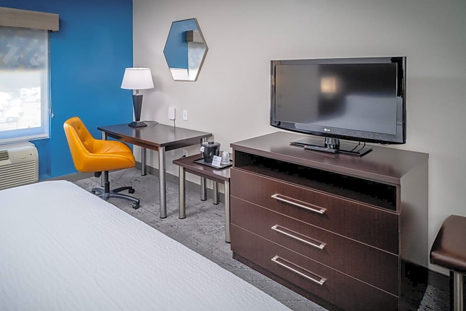 Holiday Inn Express & Suites Cross Lanes By IHG