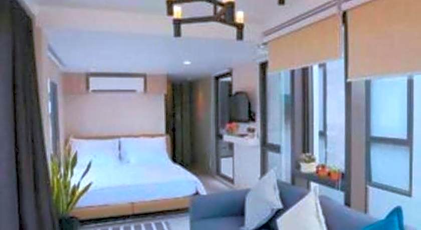 The River House Chiangkhan Hotel