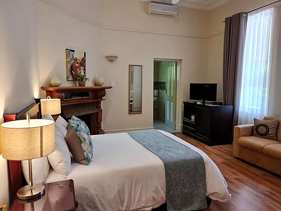 Peaches & Cream Bed & Breakfast