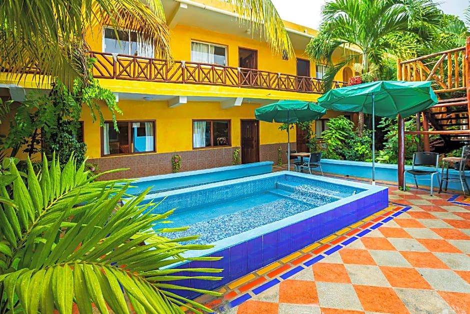 Hotel Playa Del Carmen by OYO – Playa del Carmen, TX