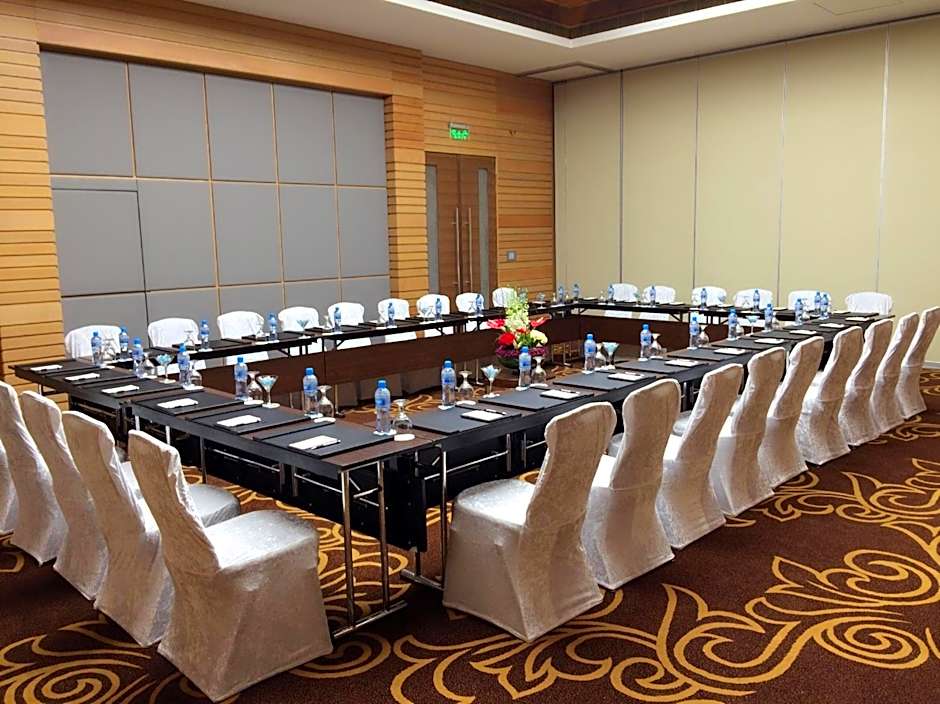 Ramee Rose Hotel