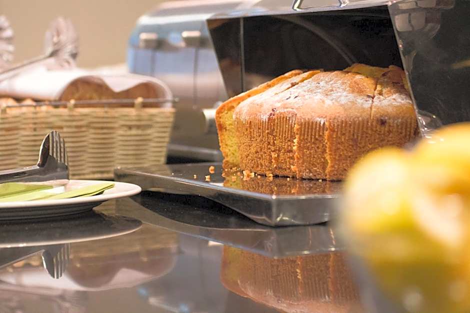 Holiday Inn Express Stuttgart Airport, an IHG Hotel