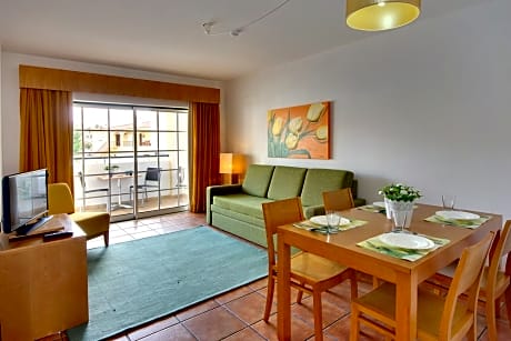 Apartment Garden View One Bedroom - shell block