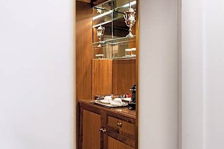 Junior Suite with Canal View