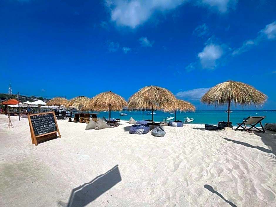 The Beach Huts Lembongan