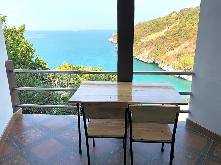 Yellow House Koh Sichang