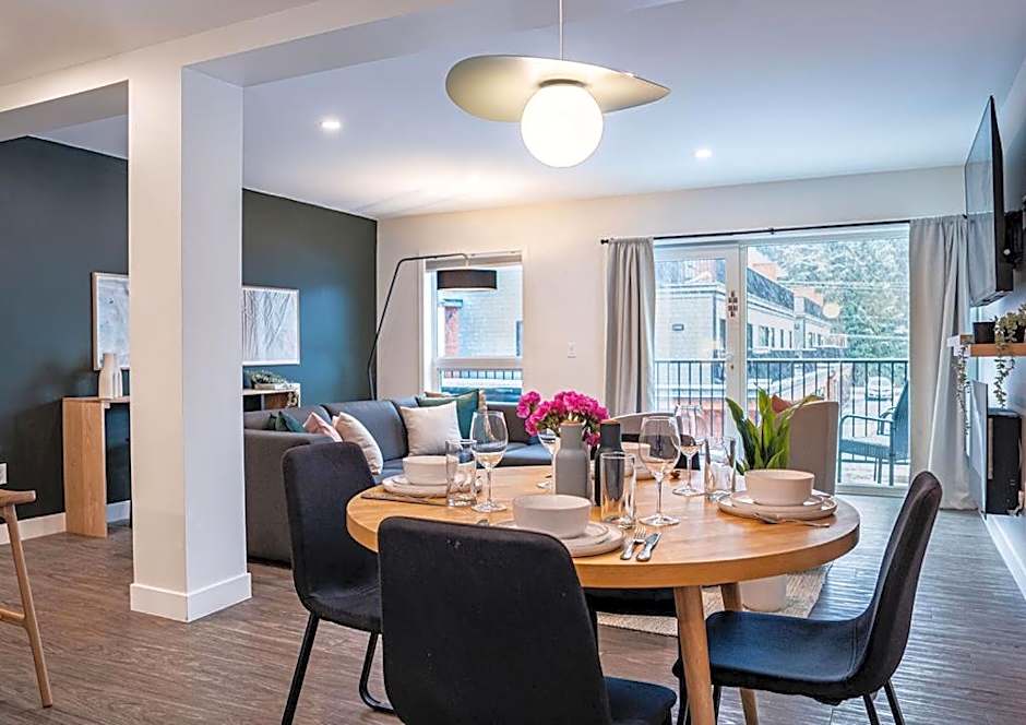 Powder Village Retreat by Revelstoke Vacations