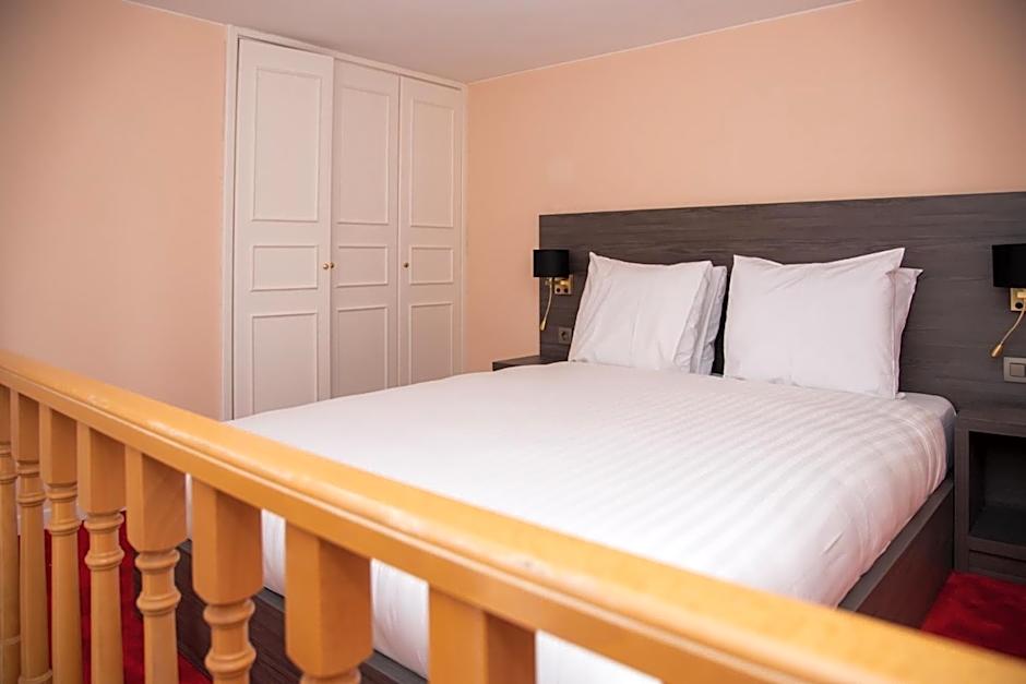 La Bourse Hotel