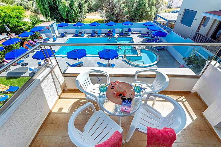 Anixis Hotel & Apartments