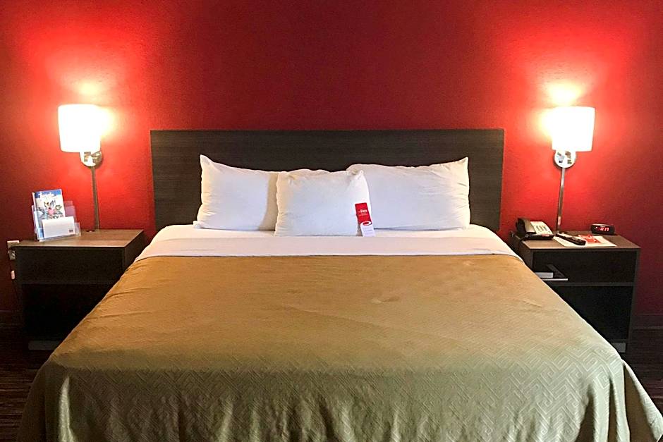 Photo 1 of 3 of 1 King Bed Suite